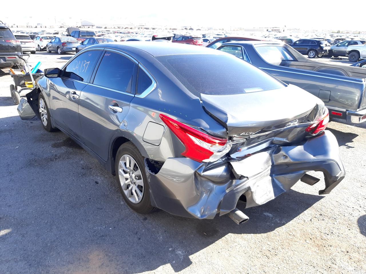 Photo 3 from auction – 2016 NISSAN ALTIMA 2.5 with VIN 1N4AL3AP6GN318412