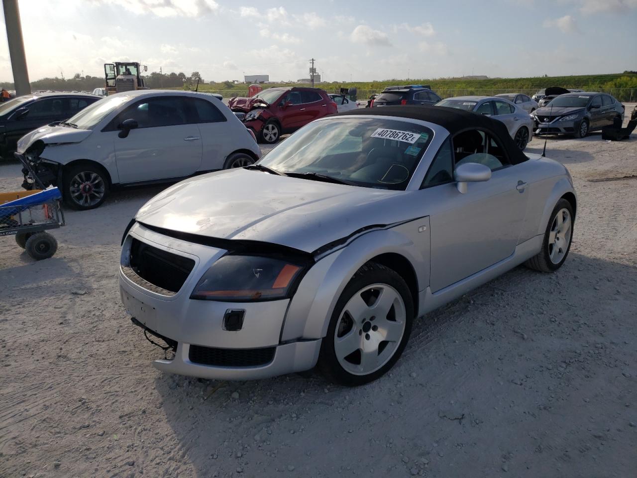 Photo 2 from auction – 2001 AUDI TT QUATTRO with VIN TRUUT28N511020461