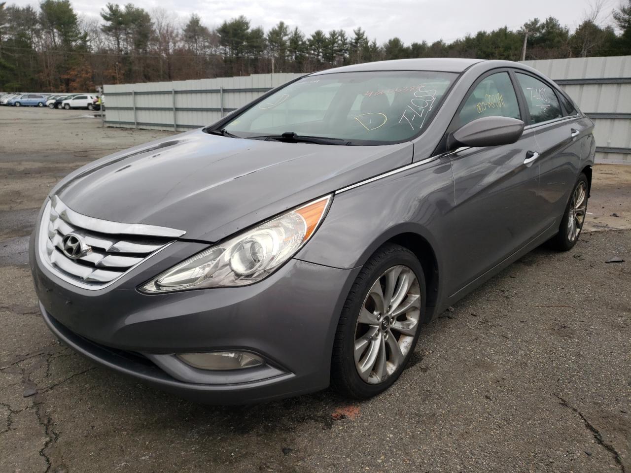 Photo 2 from auction – 2011 HYUNDAI SONATA SE with VIN 5NPEC4AC3BH247807