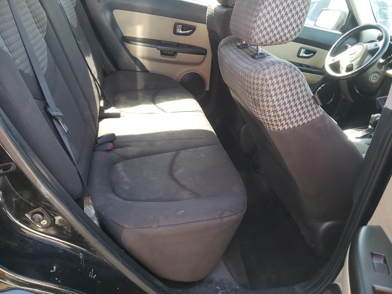 Photo 6 from auction – 2013 KIA SOUL + with VIN KNDJT2A6XD7751744
