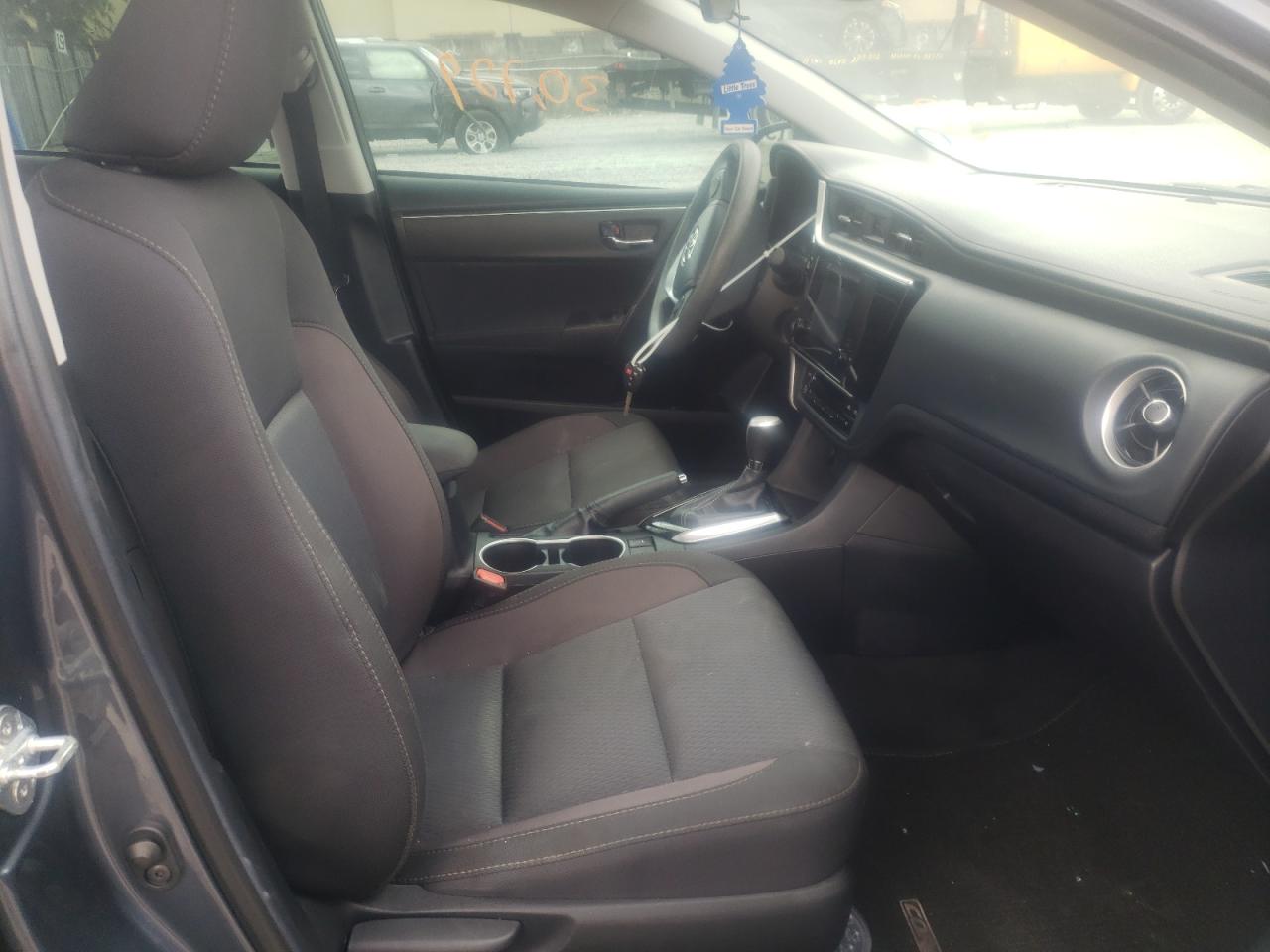 Photo 5 from auction – 2018 TOYOTA COROLLA L with VIN 2T1BURHE2JC039715