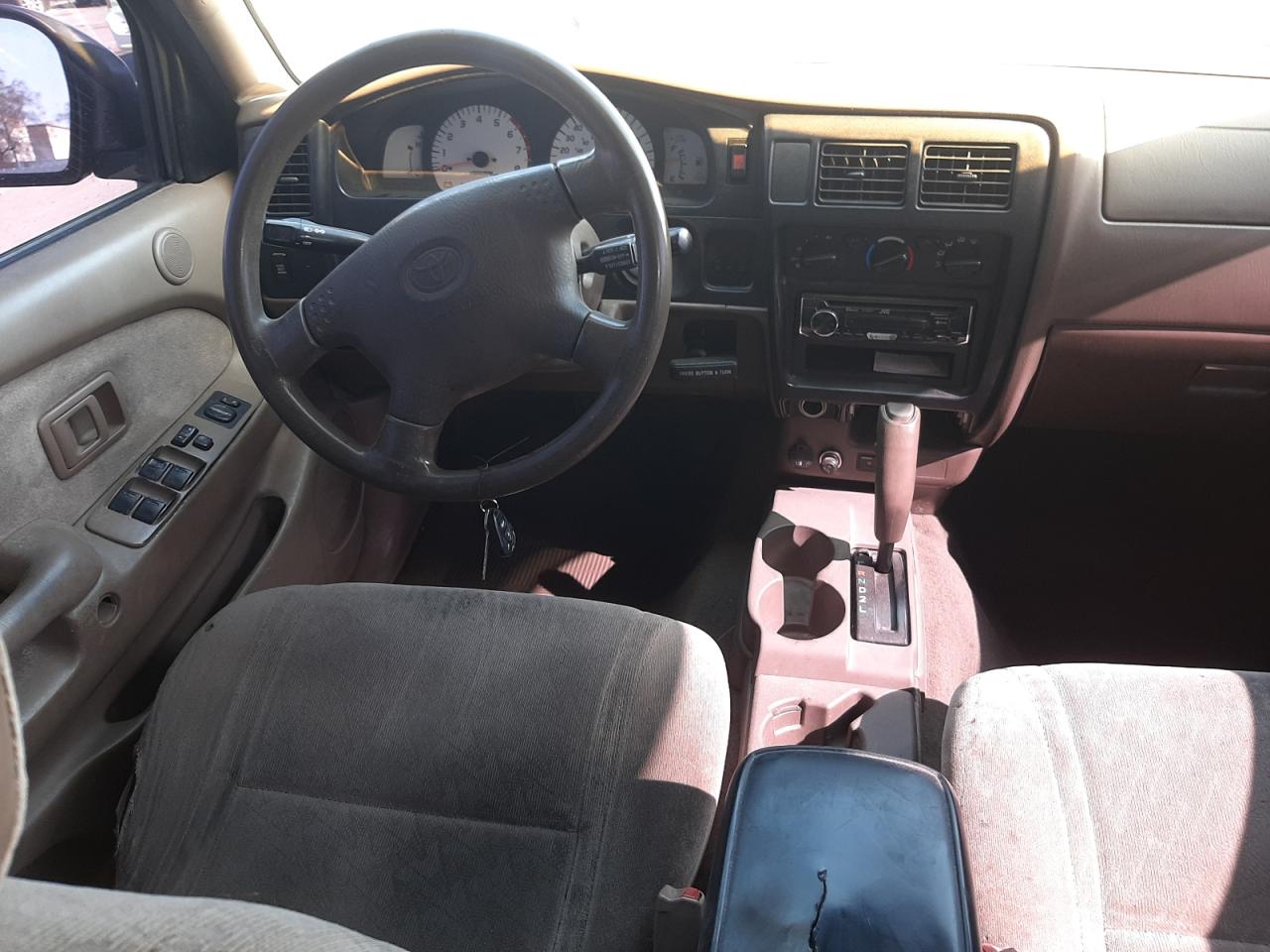 Photo 9 from auction – 2002 TOYOTA TACOMA DOU with VIN 5TEGM92N32Z098749