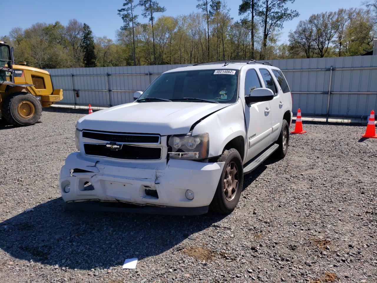 Photo 2 from auction – 2007 CHEVROLET TAHOE C150 with VIN 1GNFC13057J327802