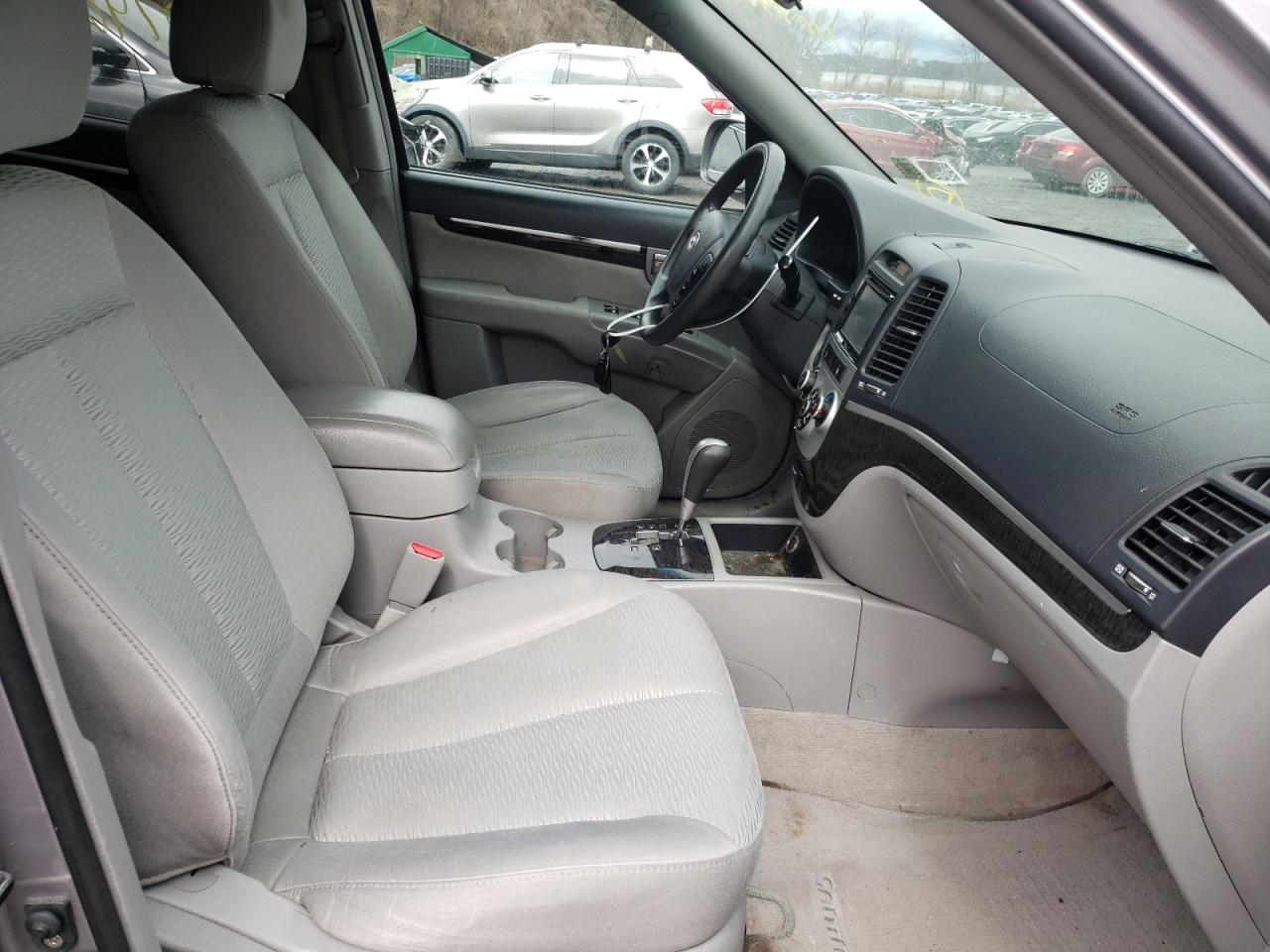 Photo 5 from auction – 2007 HYUNDAI SANTA FE G with VIN 5NMSG13D97H100682