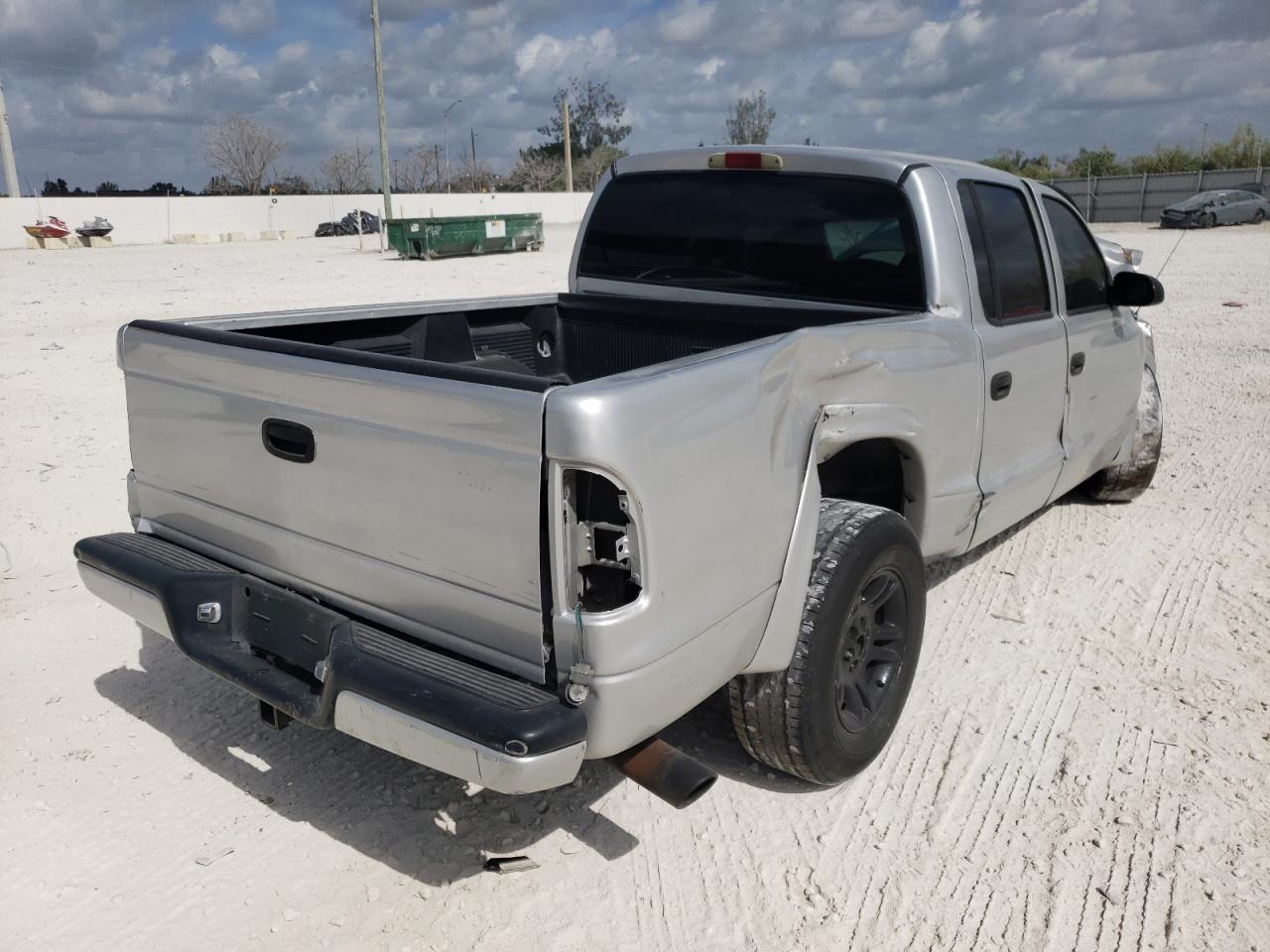 Photo 4 from auction – 2002 DODGE DAKOTA QUA with VIN 1B7HL38X92S708767