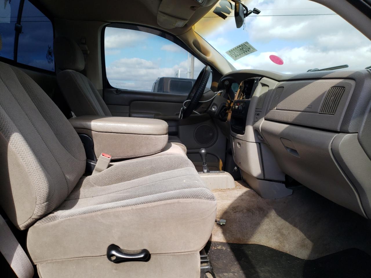 Photo 5 from auction – 2002 DODGE RAM 1500 with VIN 1D7HU16NX2J162060