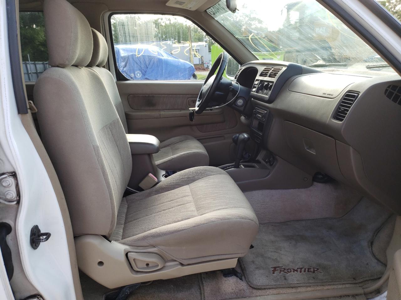 Photo 5 from auction – 2000 NISSAN FRONTIER C with VIN 1N6ED27Y7YC379054