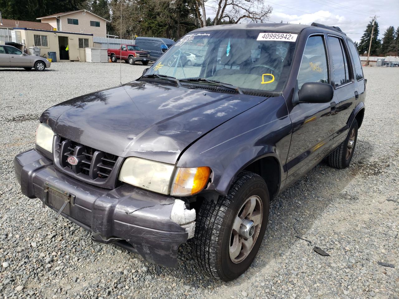 Photo 2 from auction – 2000 KIA SPORTAGE with VIN KNDJA7239Y5681100