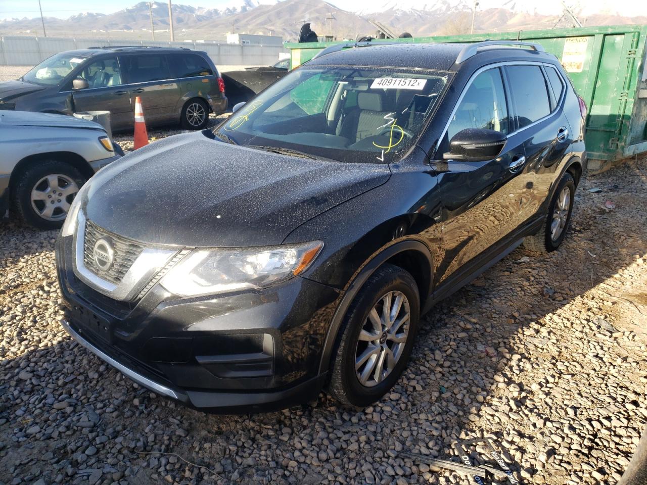 Photo 2 from auction – 2018 NISSAN ROGUE S with VIN KNMAT2MT9JP545814