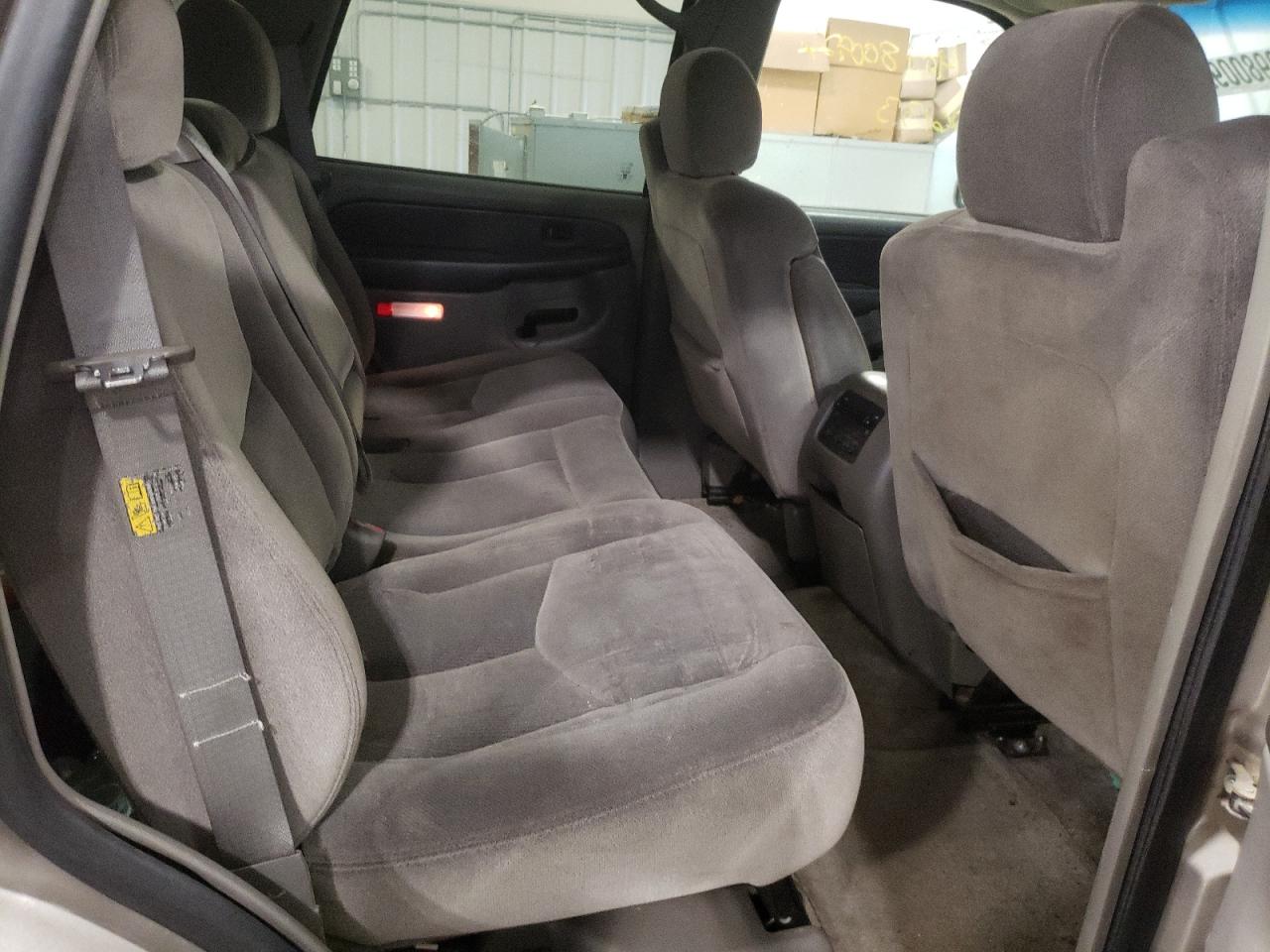 Photo 6 from auction – 2003 GMC YUKON with VIN 1GKEK13Z53R235823