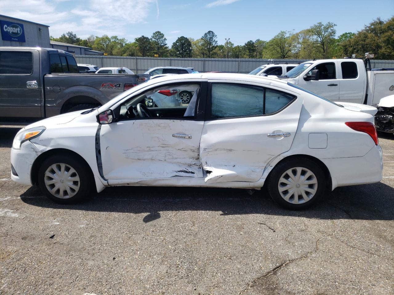 Photo 10 from auction – 2015 NISSAN VERSA S with VIN 3N1CN7AP9FL852025