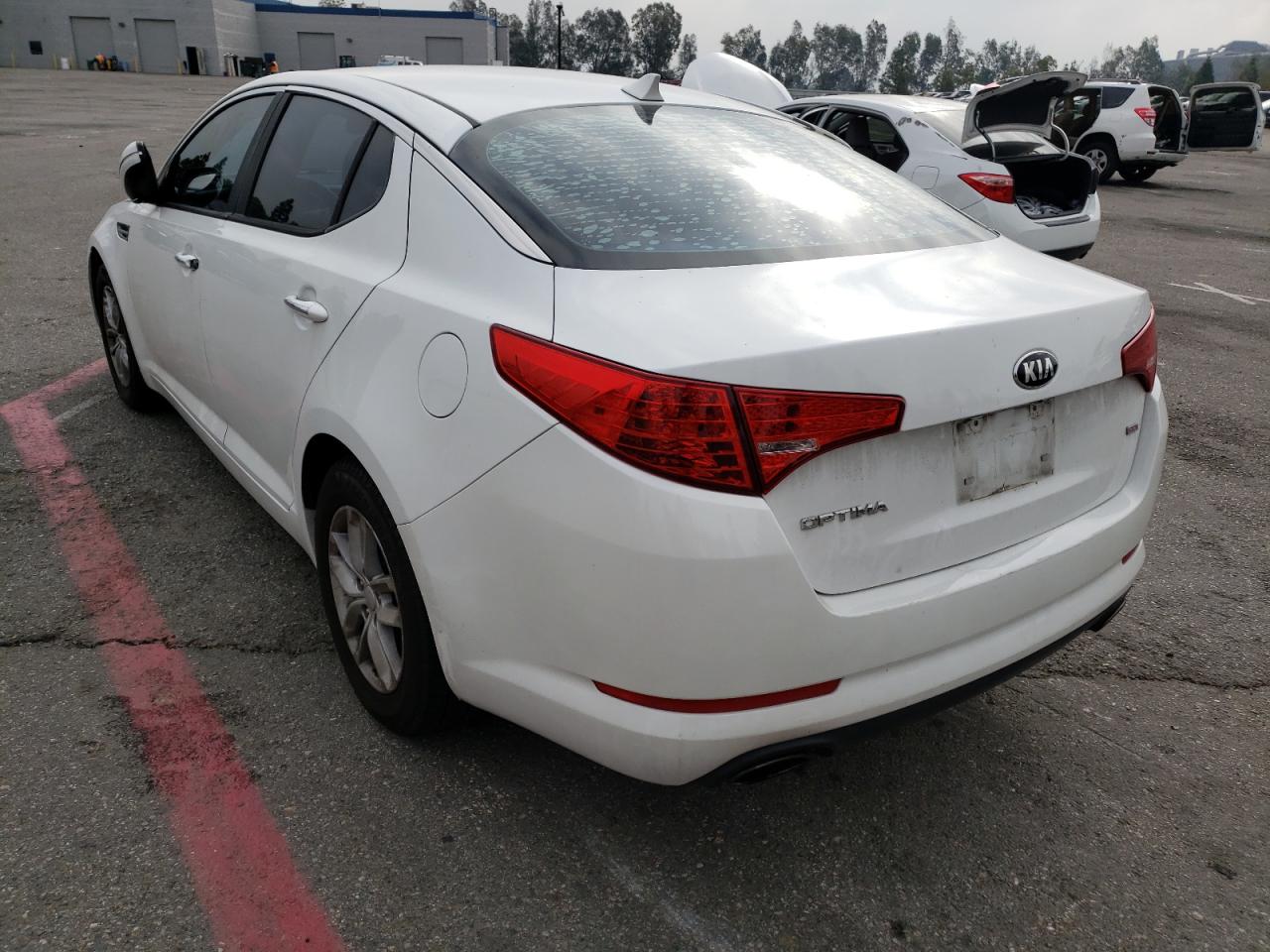 Photo 3 from auction – 2013 KIA OPTIMA LX with VIN 5XXGM4A7XDG255779