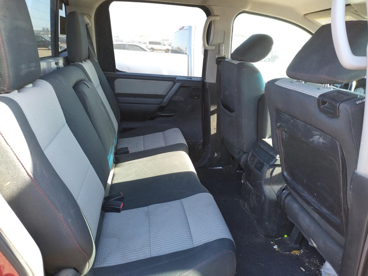 Photo 6 from auction – 2012 NISSAN TITAN S with VIN 1N6BA0EC3CN303013