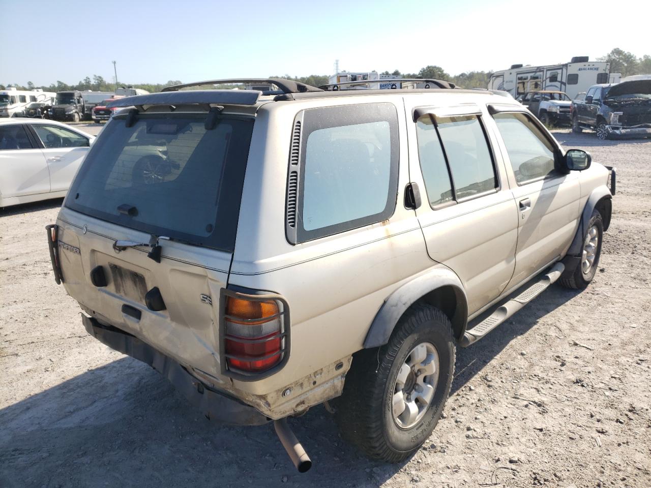 Photo 4 from auction – 1998 NISSAN PATHFINDER with VIN JN8AR05Y2WW255915