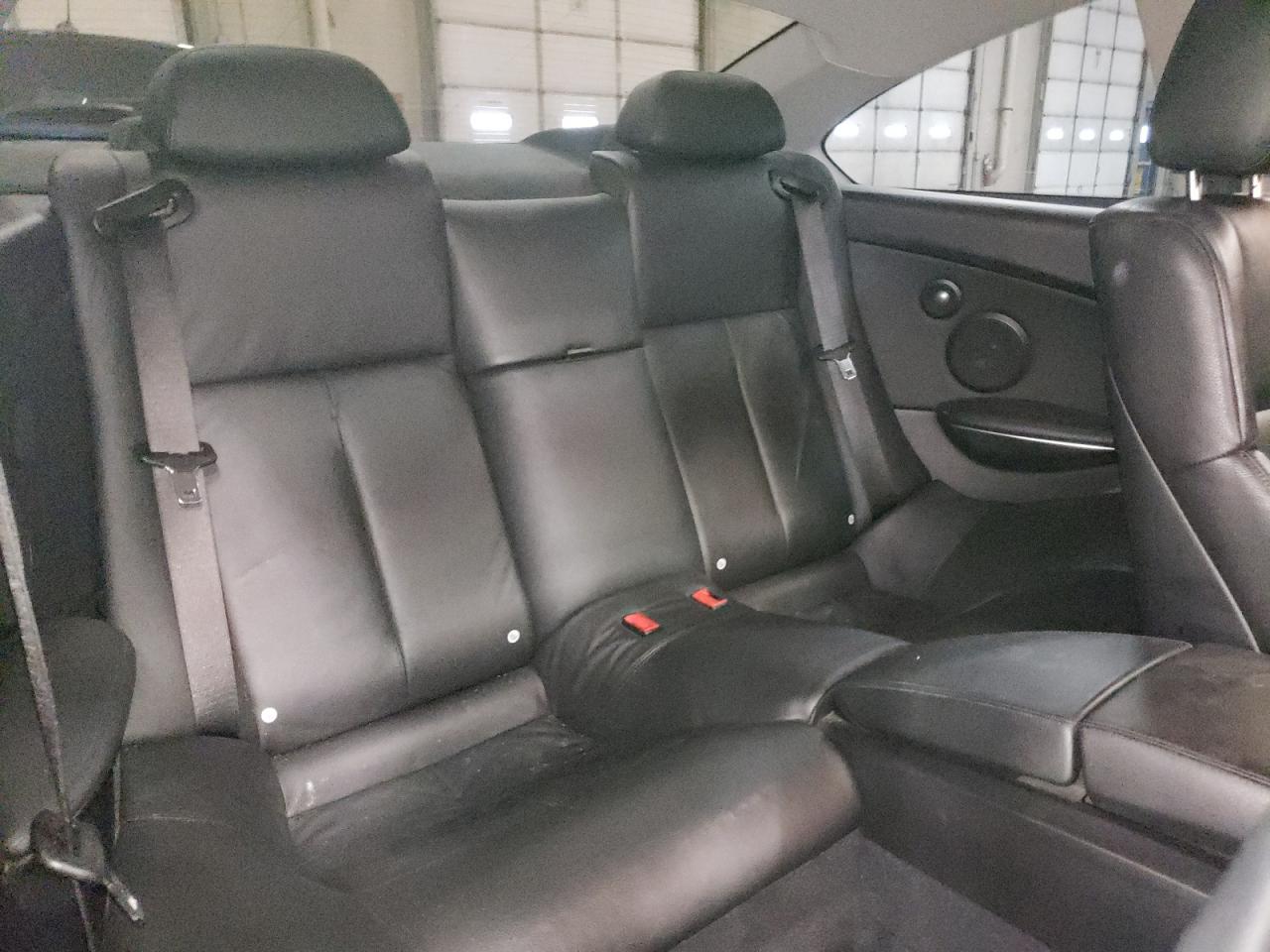 Photo 6 from auction – 2006 BMW 650 I with VIN WBAEH13476CR50959