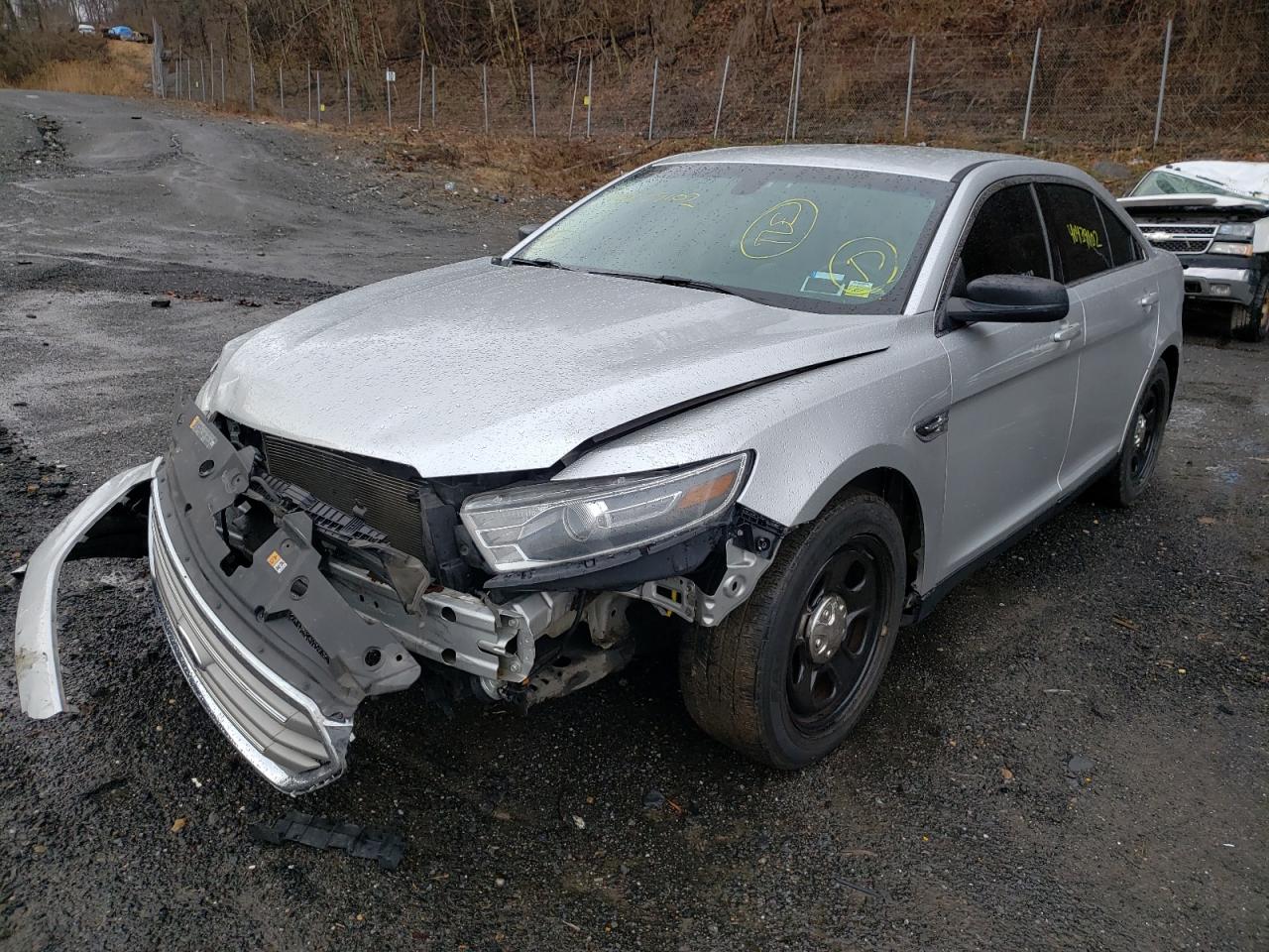 Photo 2 from auction – 2013 FORD TAURUS SE with VIN 1FAHP2D86DG191615
