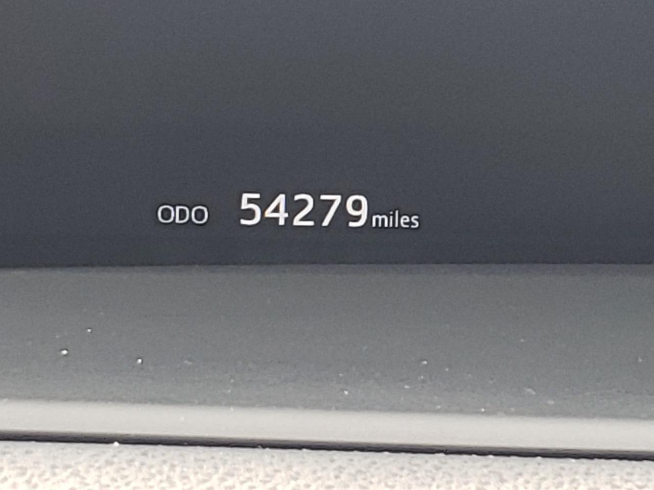 Photo 8 from auction – 2016 TOYOTA PRIUS with VIN JTDKARFU8G3008621