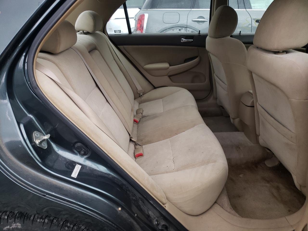 Photo 6 from auction – 2005 HONDA ACCORD with VIN 1HGCM56415A137671