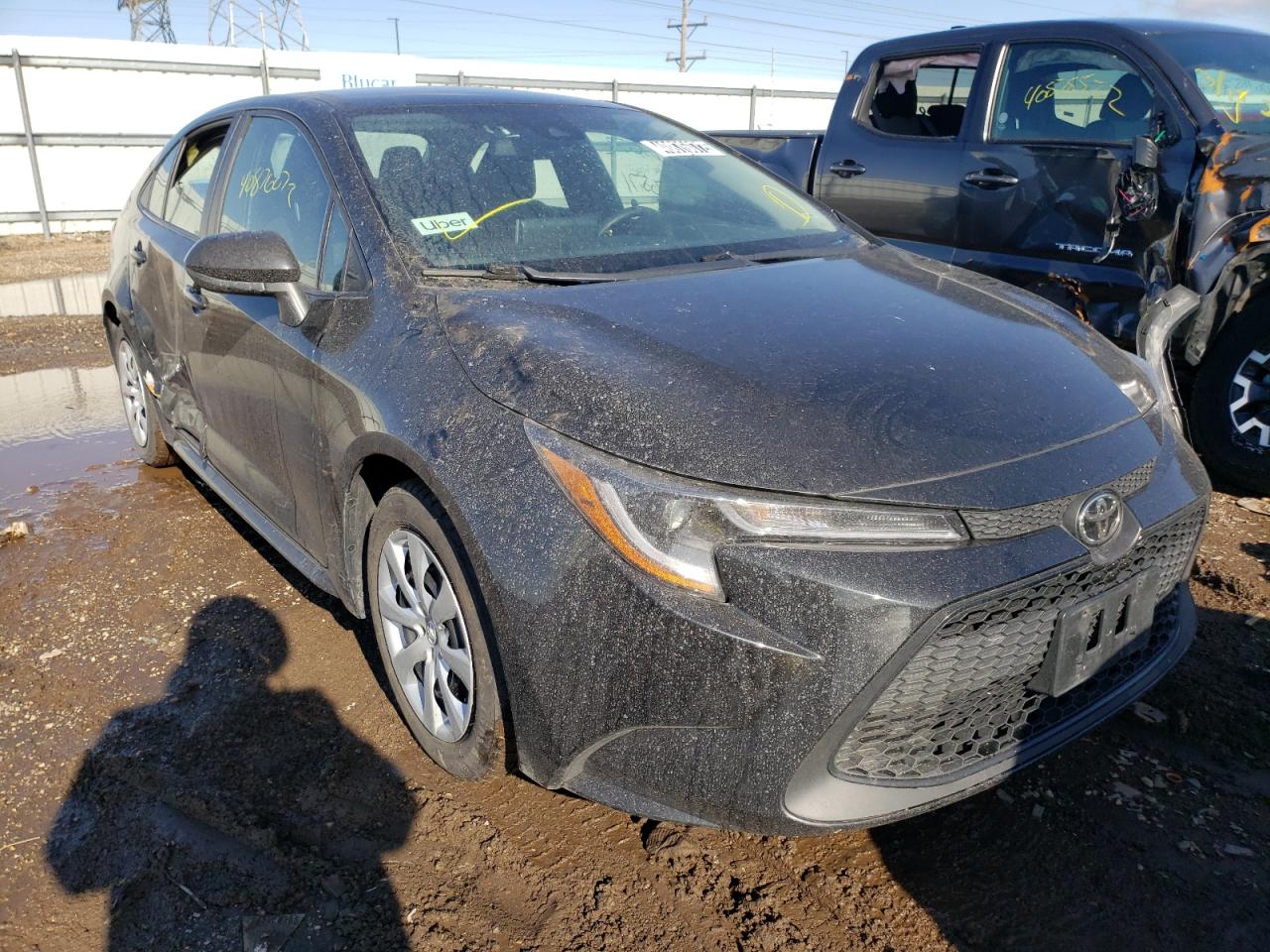 TOYOTA COROLLA LE 2020 with VIN 5YFEPRAE9LP077010 - Photo from auction