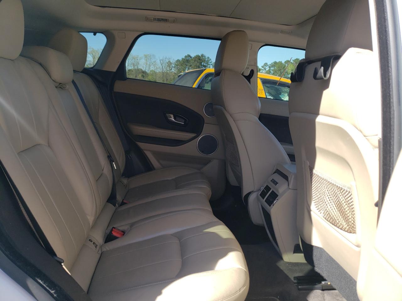 Photo 6 from auction – 2016 LAND ROVER RANGE ROVE with VIN SALVP2BG0GH149861