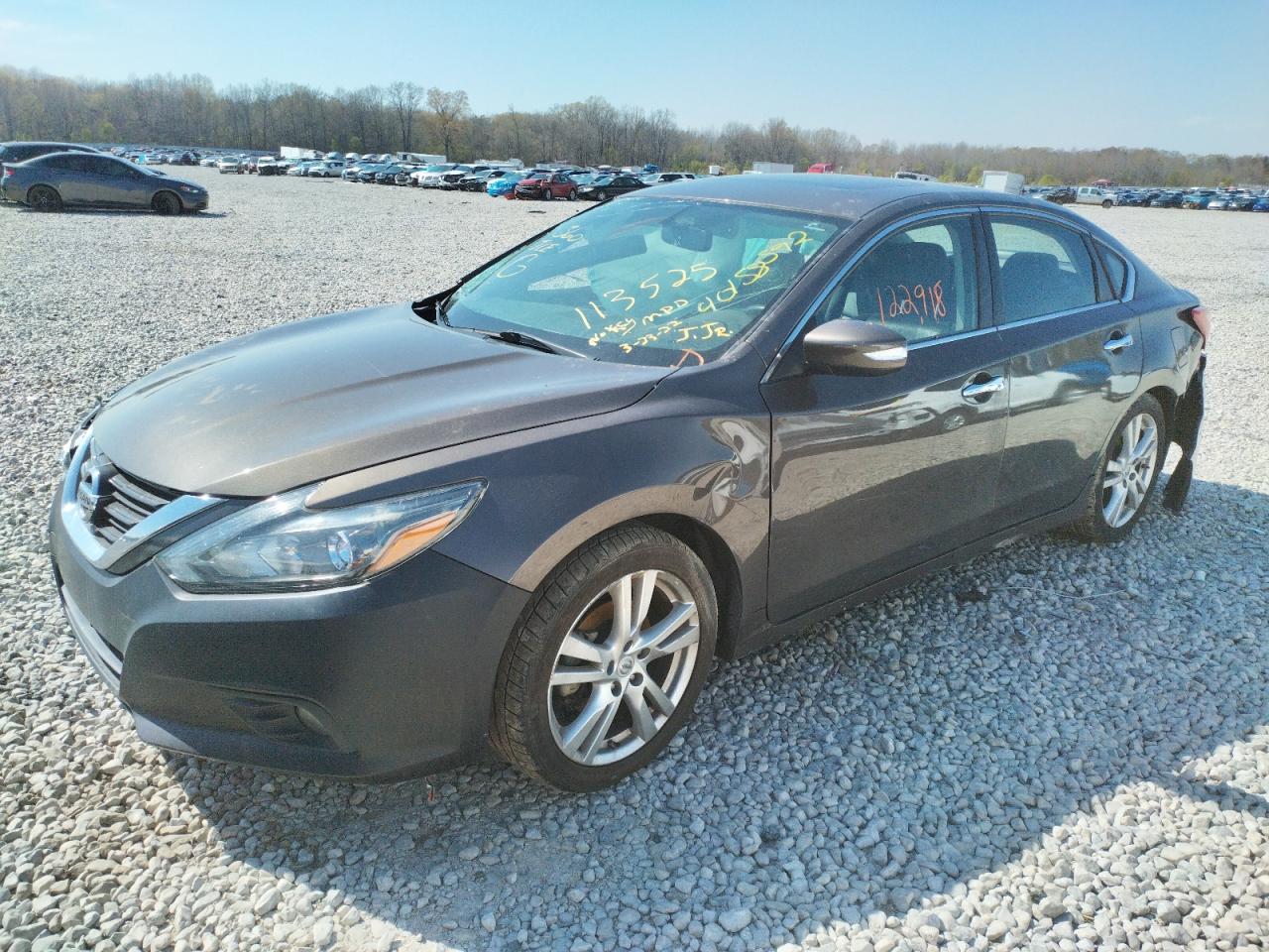 Photo 2 from auction – 2017 NISSAN ALTIMA 3.5 with VIN 1N4BL3AP0HC113525