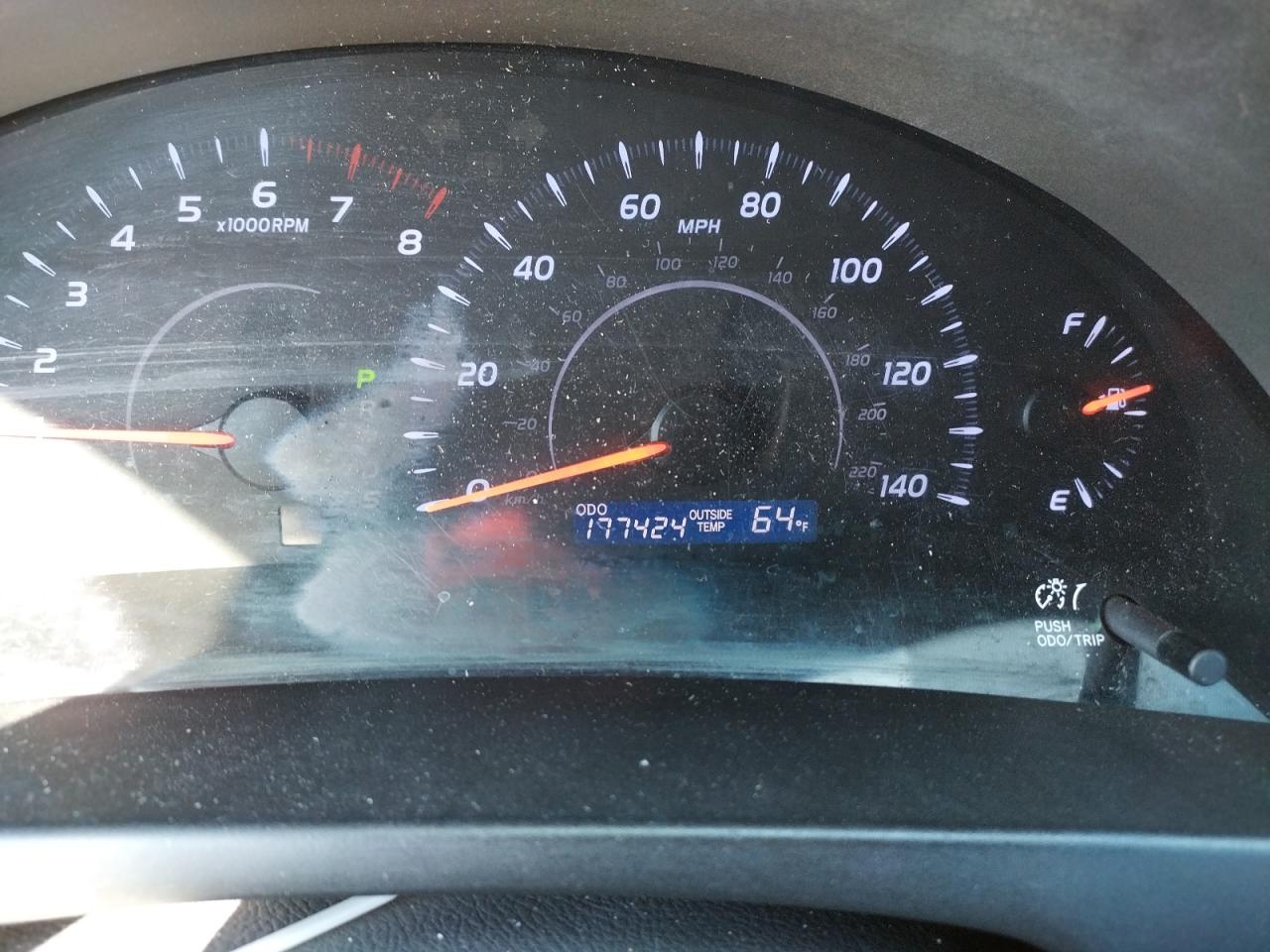 Photo 8 from auction – 2011 TOYOTA CAMRY with VIN 4T4BF3EK4BR120450