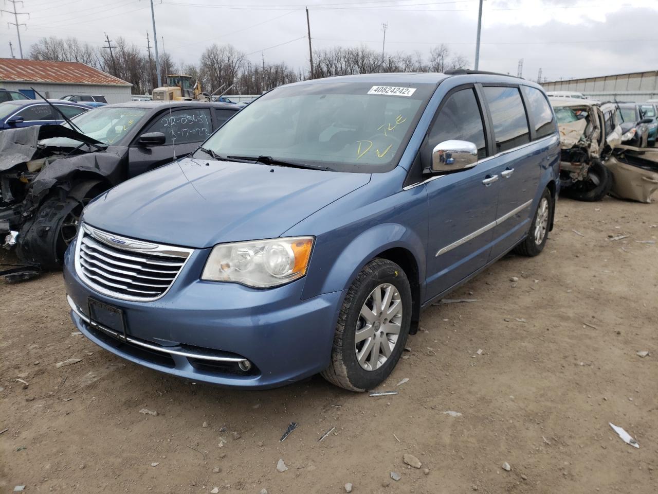 Photo 2 from auction – 2011 CHRYSLER TOWN & COU with VIN 2A4RR8DGXBR801038