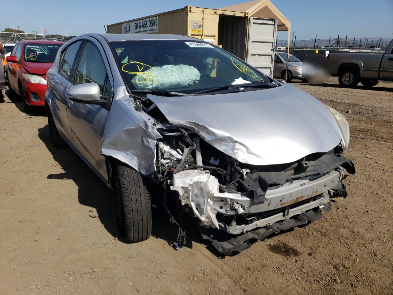 Photo 1 from auction – 2013 TOYOTA PRIUS C with VIN JTDKDTB36D1542340