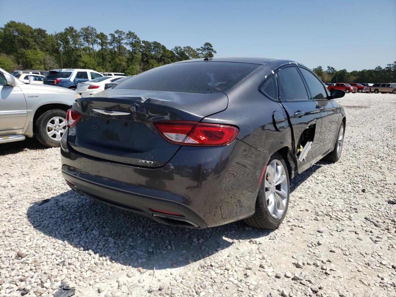Photo 4 from auction – 2015 CHRYSLER 200 S with VIN 1C3CCCBB7FN717774