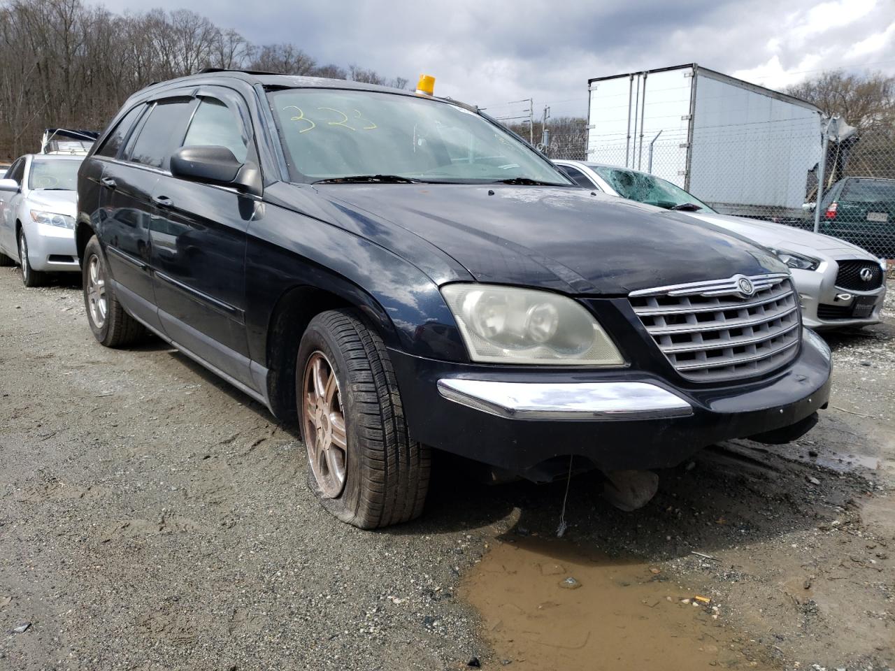 CHRYSLER PACIFICA 2004 with VIN 2C8GF68414R330375 - Photo from auction