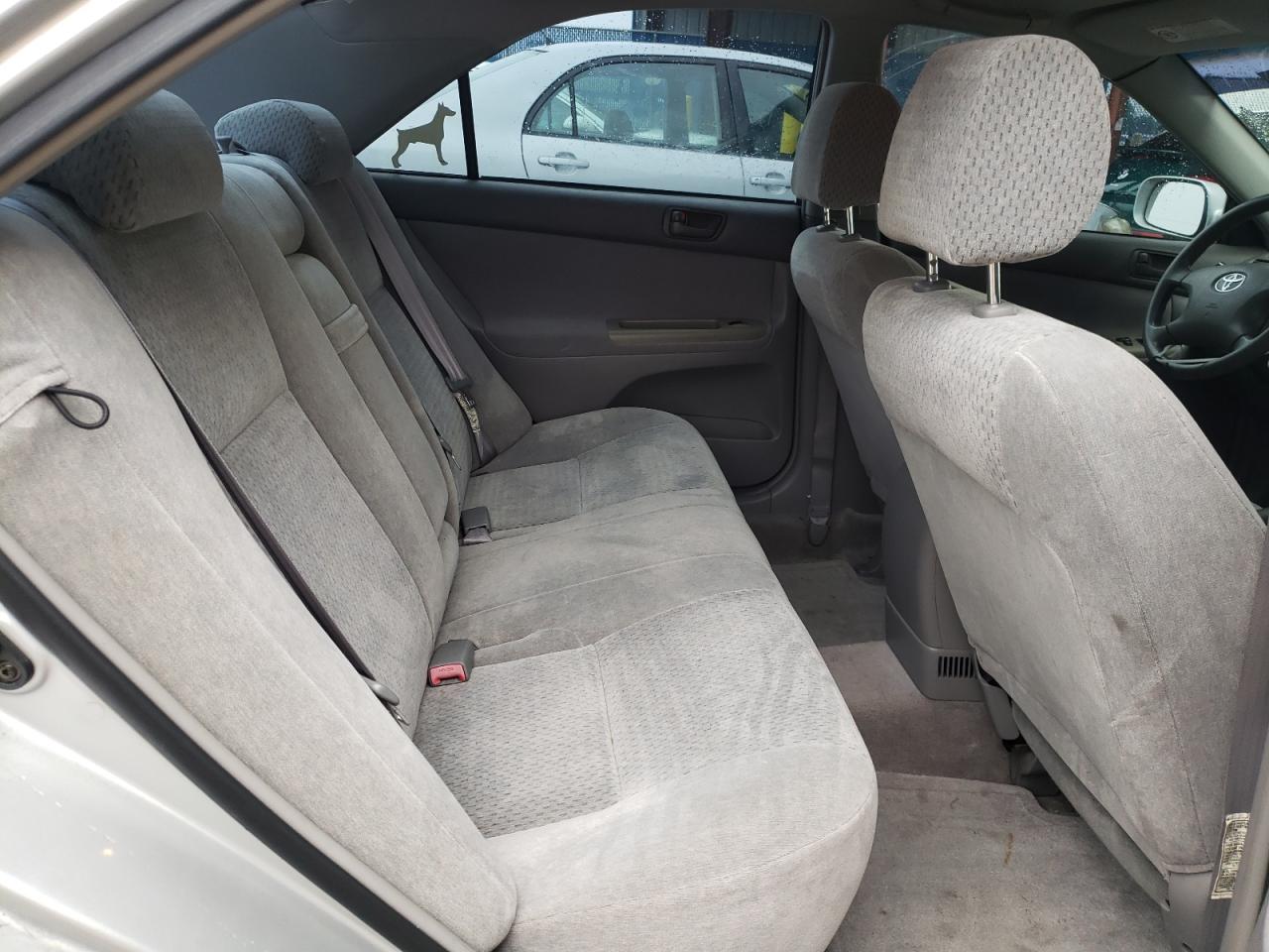 Photo 6 from auction – 2002 TOYOTA CAMRY LE with VIN 4T1BE32K52U064469