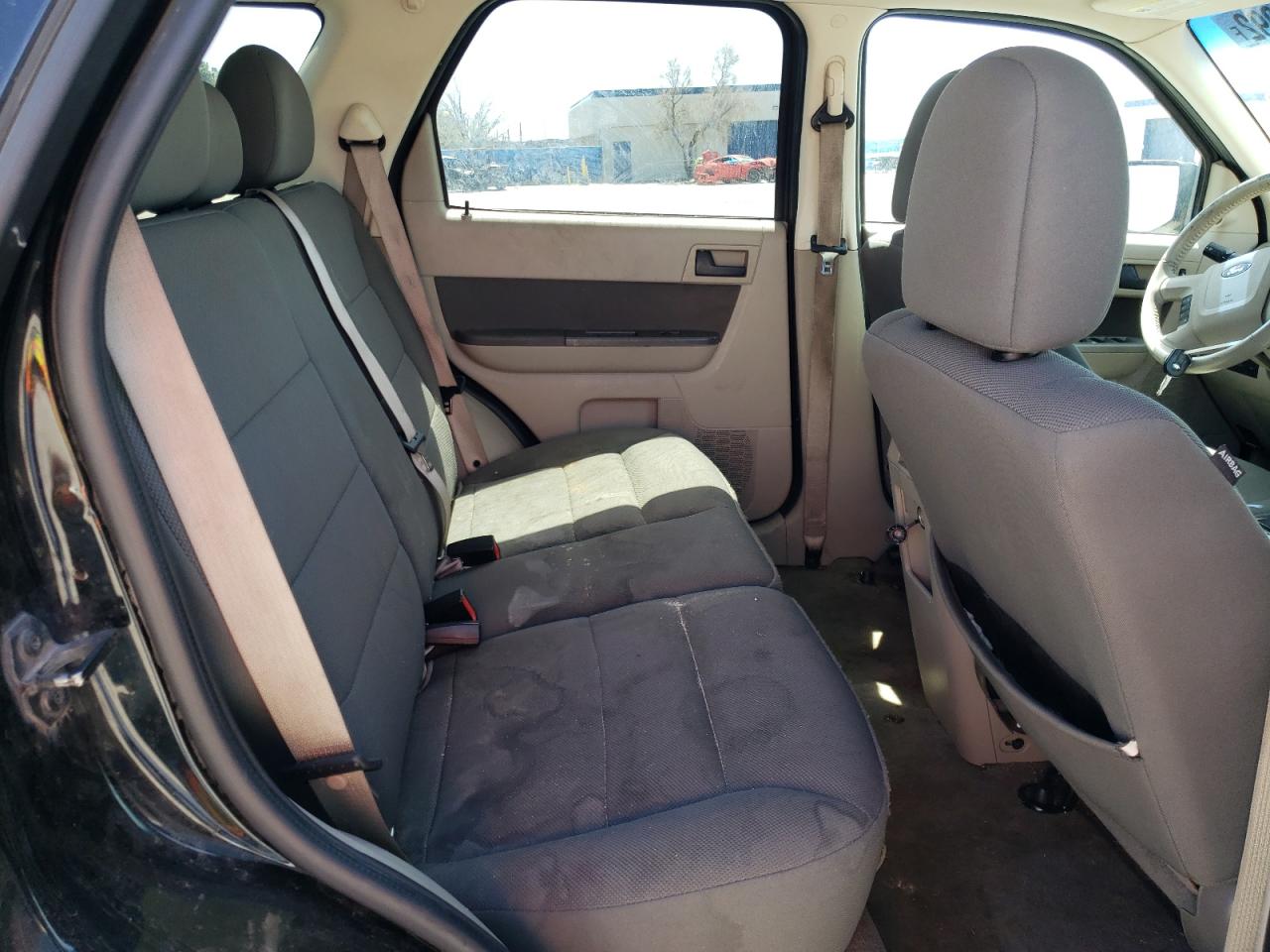 Zdjęcie 6 z aukcji – 2010 FORD ESCAPE XLT z VIN 1FMCU9DG2AKB31462
