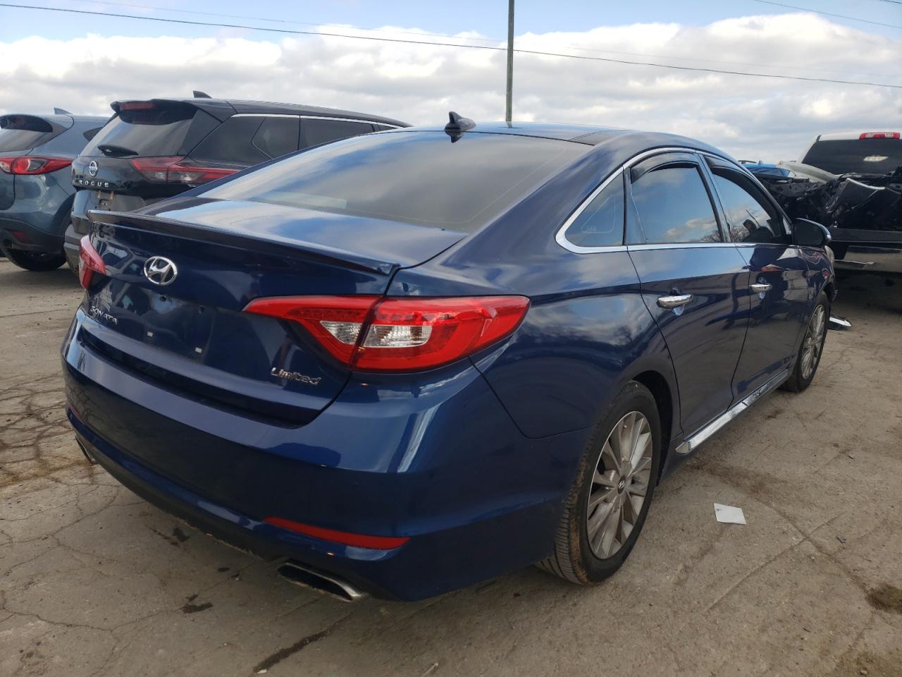 Photo 4 from auction – 2015 HYUNDAI SONATA SPO with VIN 5NPE34AF8FH040782