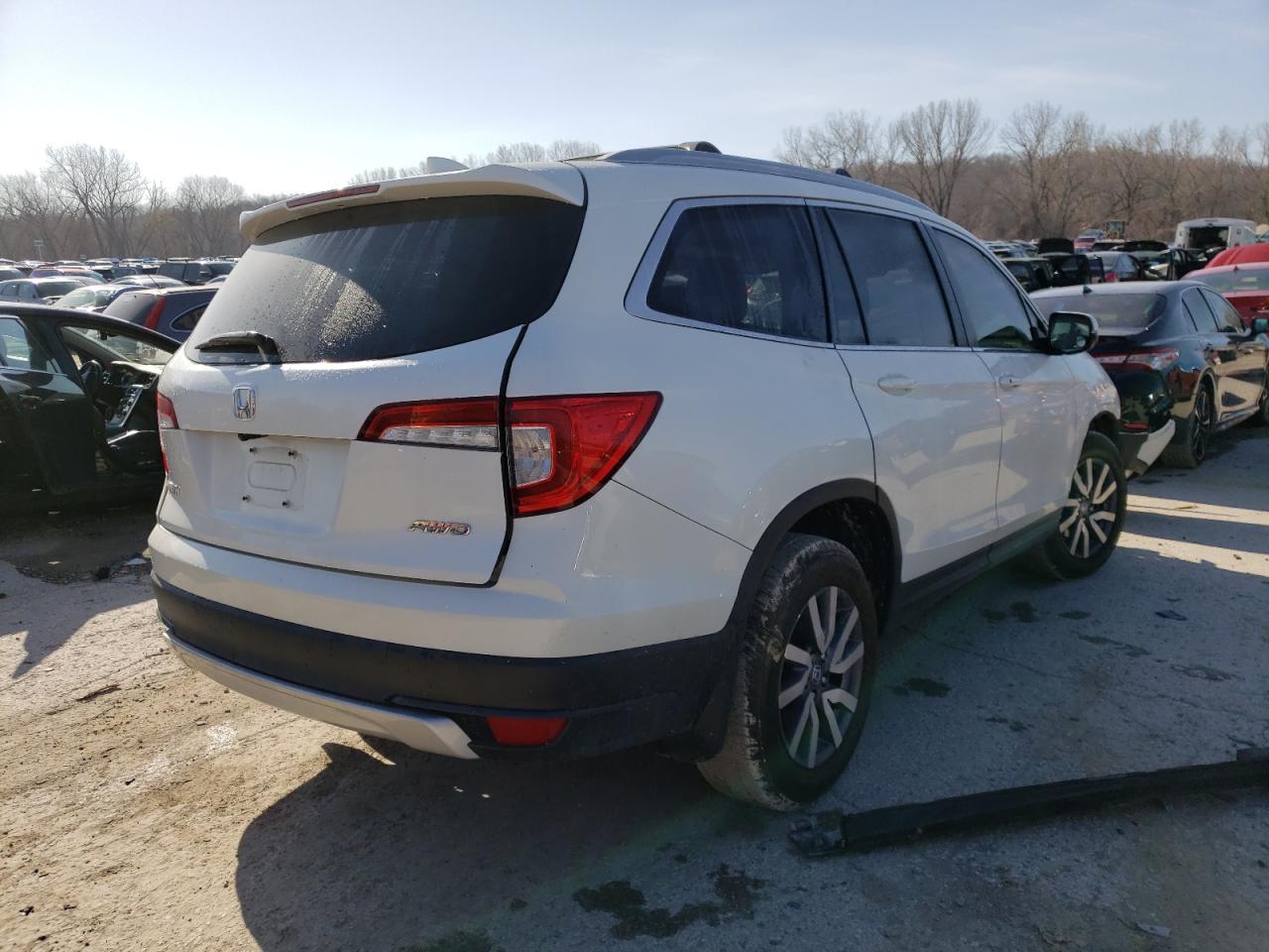 Photo 4 from auction – 2019 HONDA PILOT EXL with VIN 5FNYF6H53KB076854