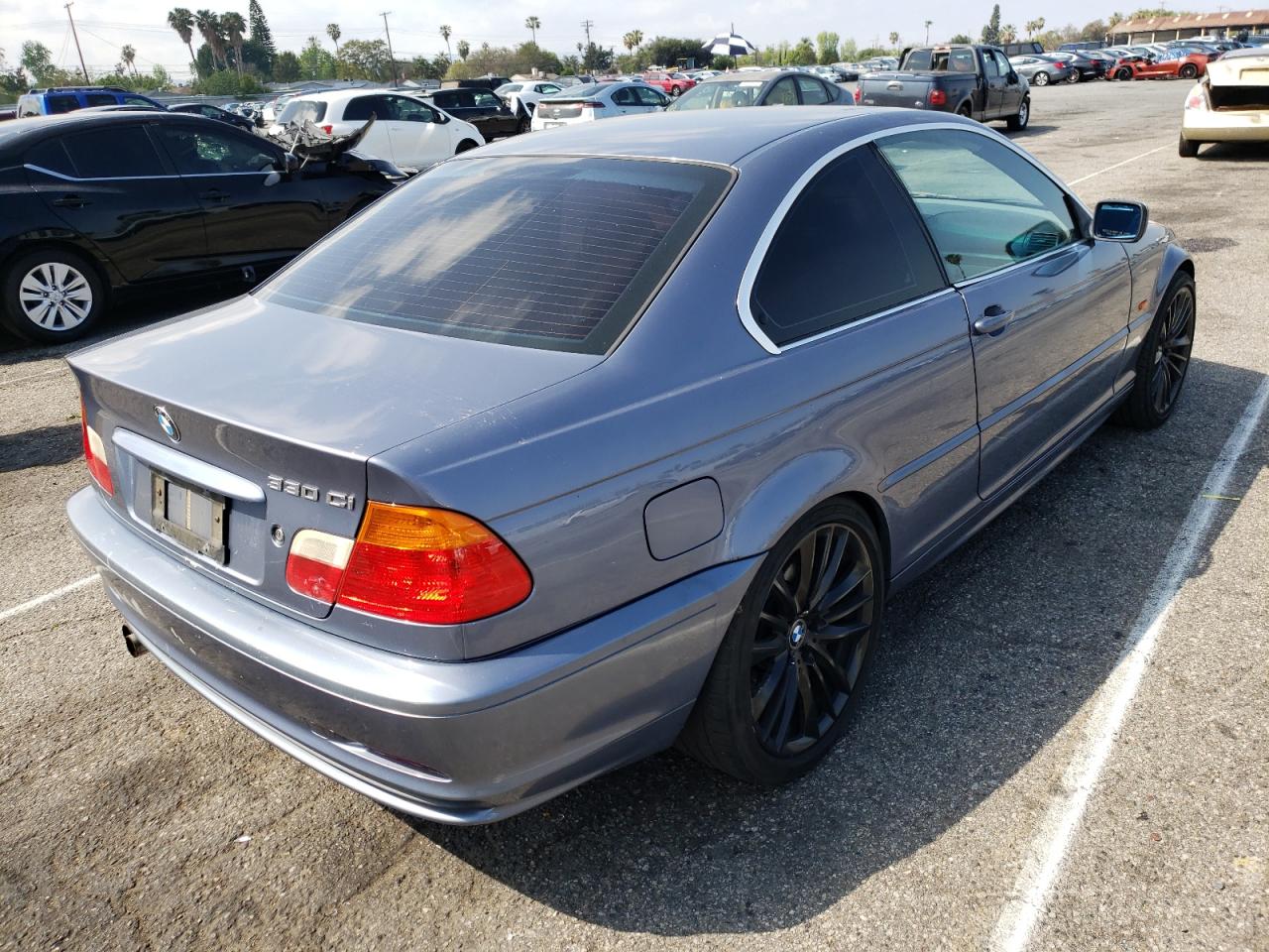 Photo 4 from auction – 2001 BMW 330 CI with VIN WBABN53431JU34850