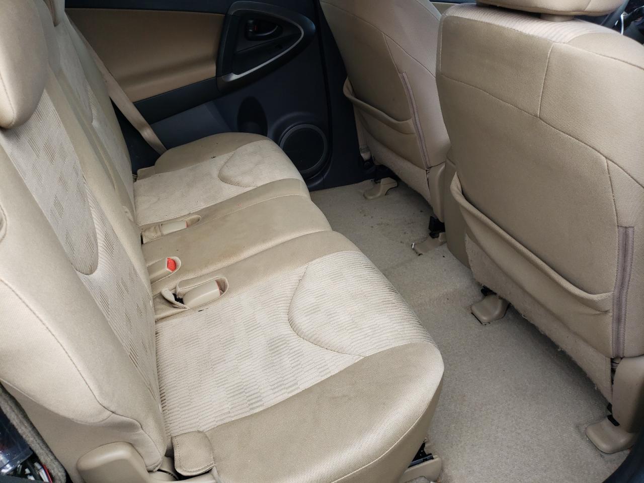 Photo 6 from auction – 2011 TOYOTA RAV4 with VIN 2T3BF4DV6BW145465