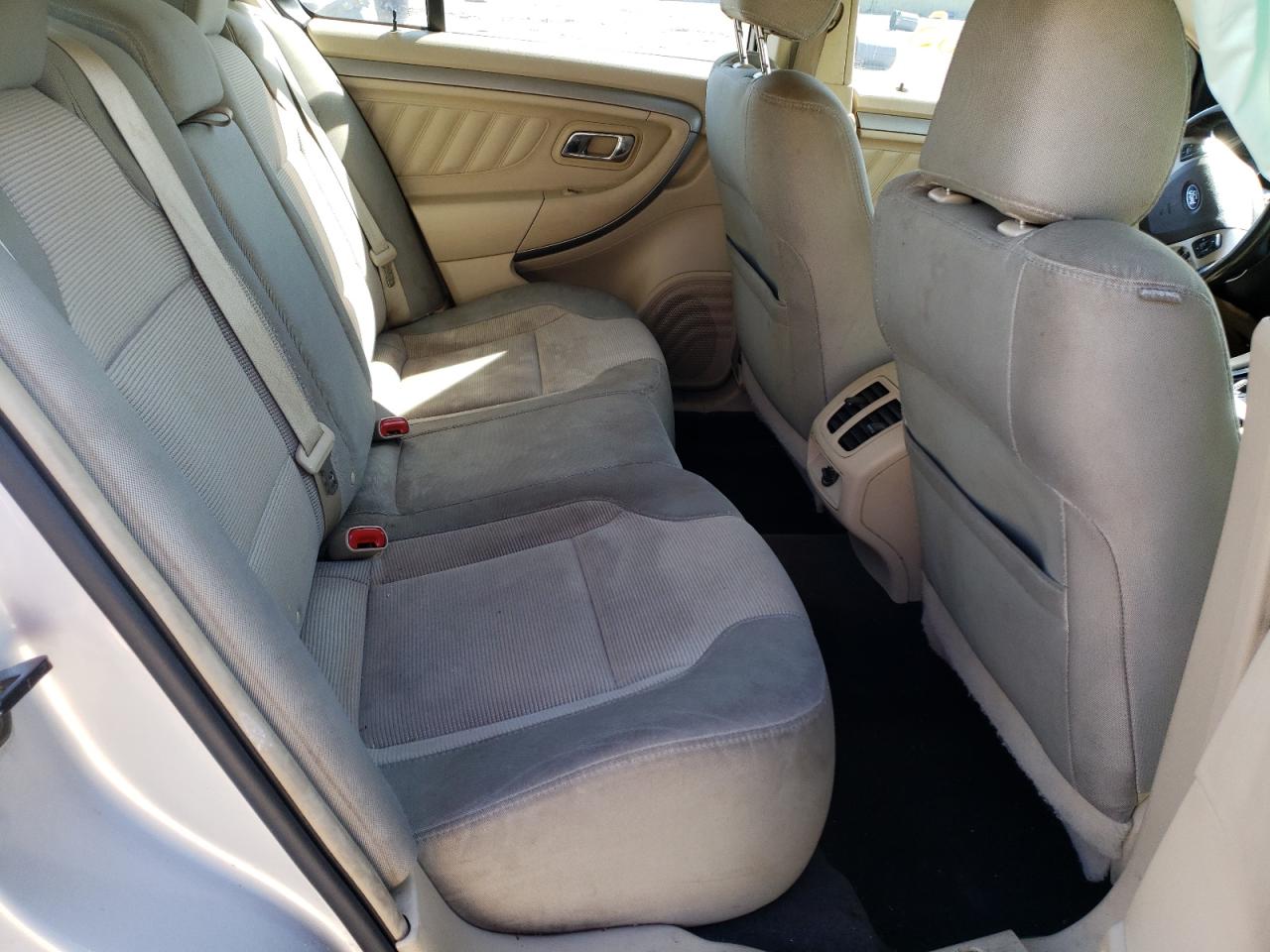 Photo 6 from auction – 2013 FORD TAURUS SEL with VIN 1FAHP2E8XDG189168