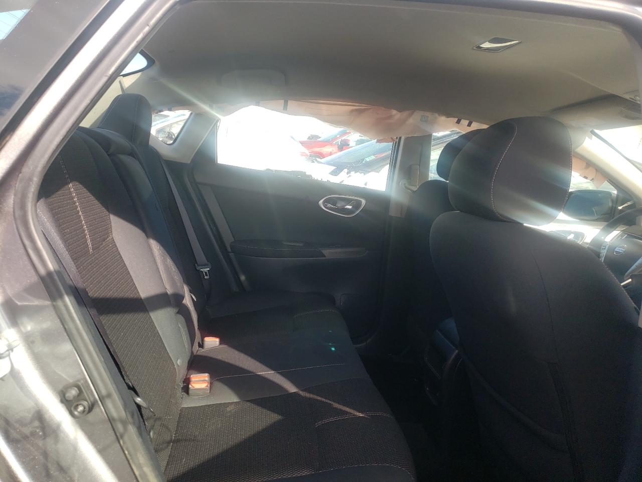 Photo 6 from auction – 2015 NISSAN SENTRA with VIN 3N1AB7AP1FY279737