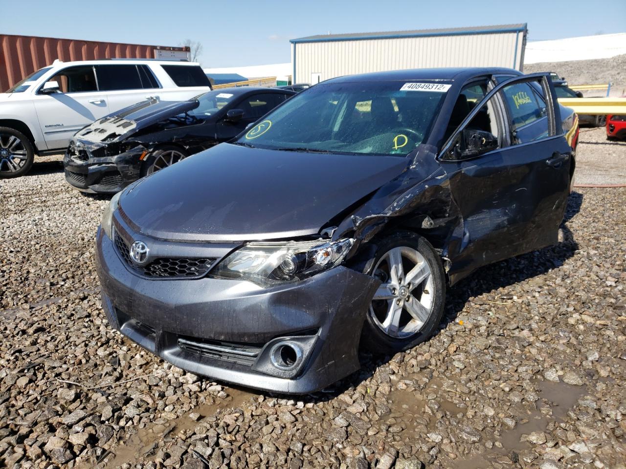 Photo 2 from auction – 2013 TOYOTA CAMRY with VIN 4T1BF1FK8DU680231