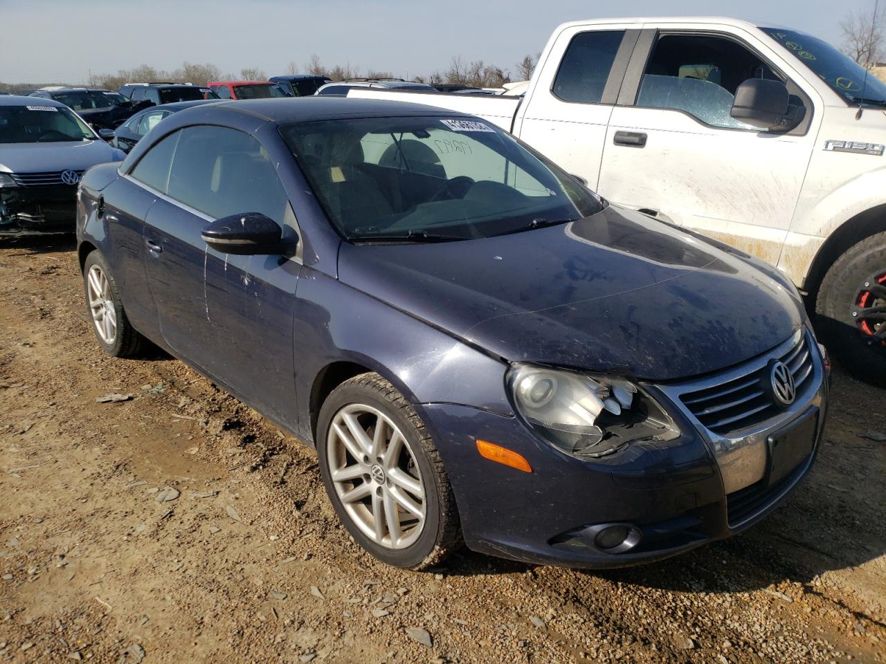 VOLKSWAGEN EOS LUX 2010 with VIN WVWFA7AHXAV015680 - Photo from auction