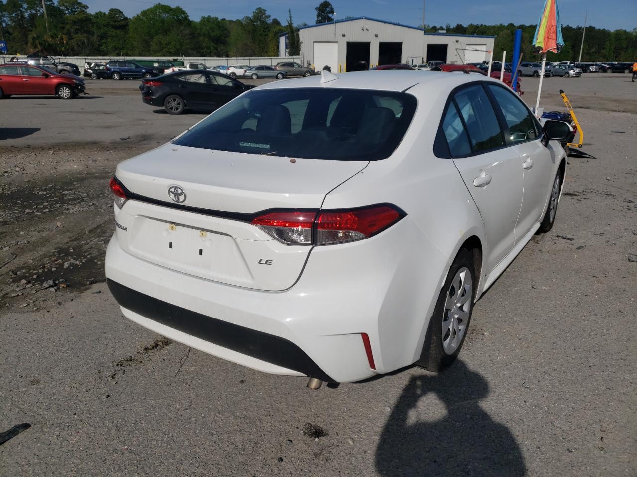 Photo 4 from auction – 2022 TOYOTA COROLLA LE with VIN 5YFEPMAE3NP281422
