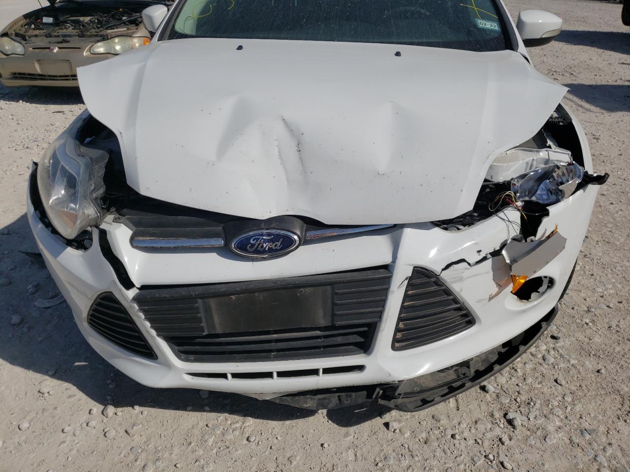 Zdjęcie 9 z aukcji – 2013 FORD FOCUS SE z VIN 1FADP3K23DL169923