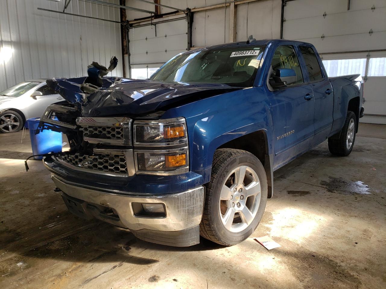 Photo 2 from auction – 2015 CHEVROLET SILVERADO with VIN 1GCVKREC8FZ256432