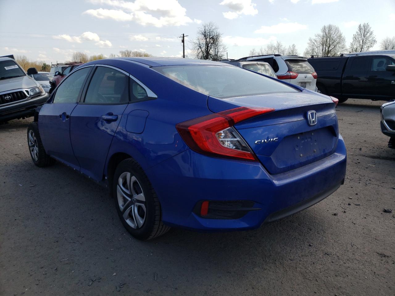 Photo 3 from auction – 2018 HONDA CIVIC LX with VIN 2HGFC2F50JH557067