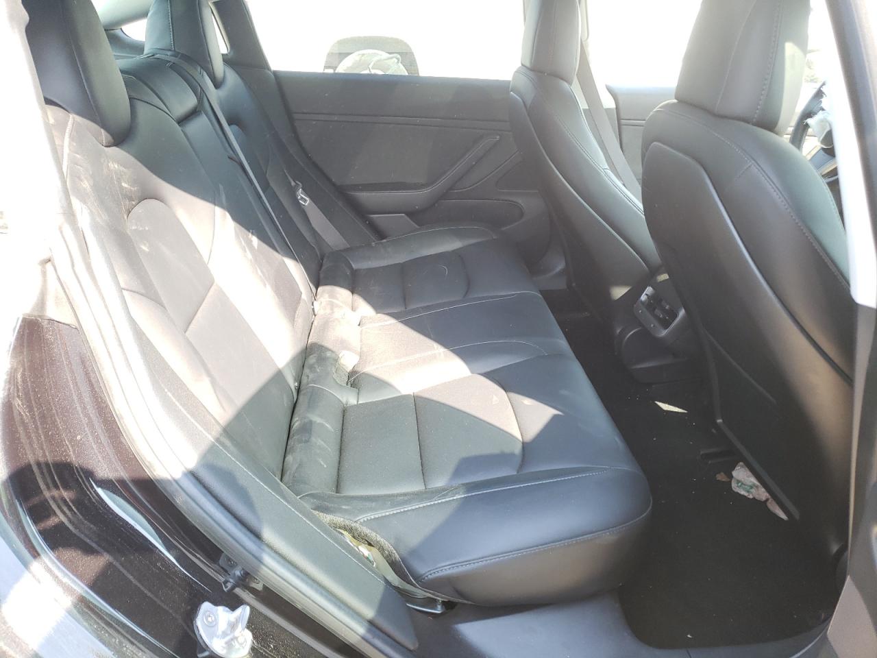 Photo 6 from auction – 2018 TESLA MODEL 3 with VIN 5YJ3E1EB2JF109352