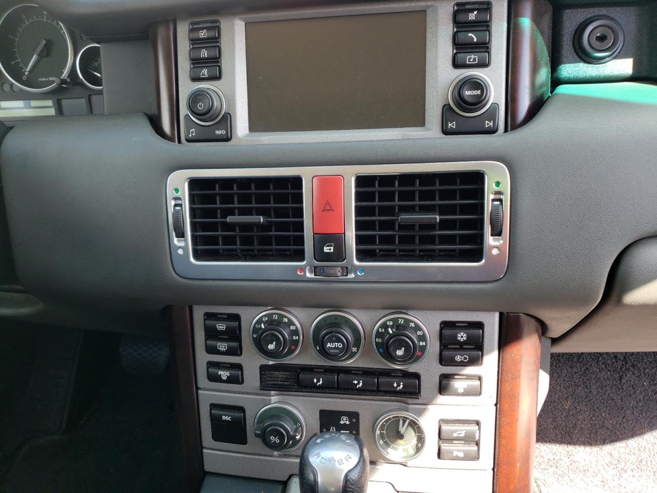 Photo 9 from auction – 2005 LAND ROVER RANGE ROVE with VIN SALME11455A190592