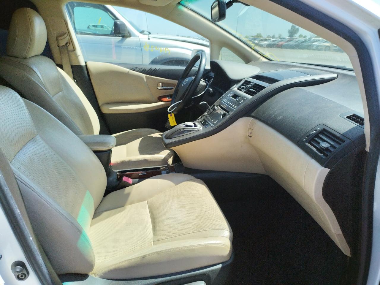 Photo 5 from auction – 2010 LEXUS HS 250H with VIN JTHBB1BA3A2020150