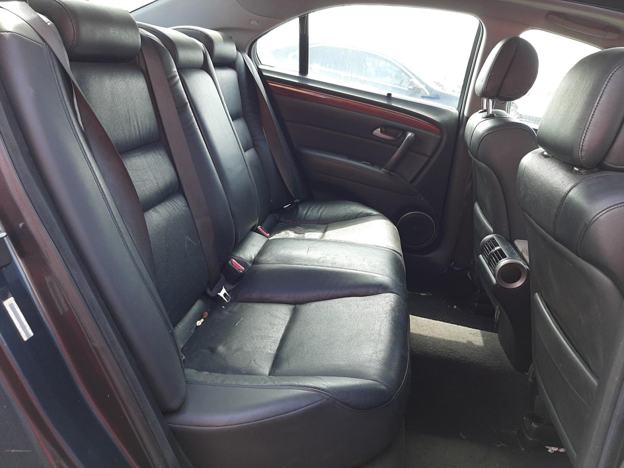 Zdjęcie 6 z aukcji – 2008 ACURA RL z VIN JH4KB16618C001686