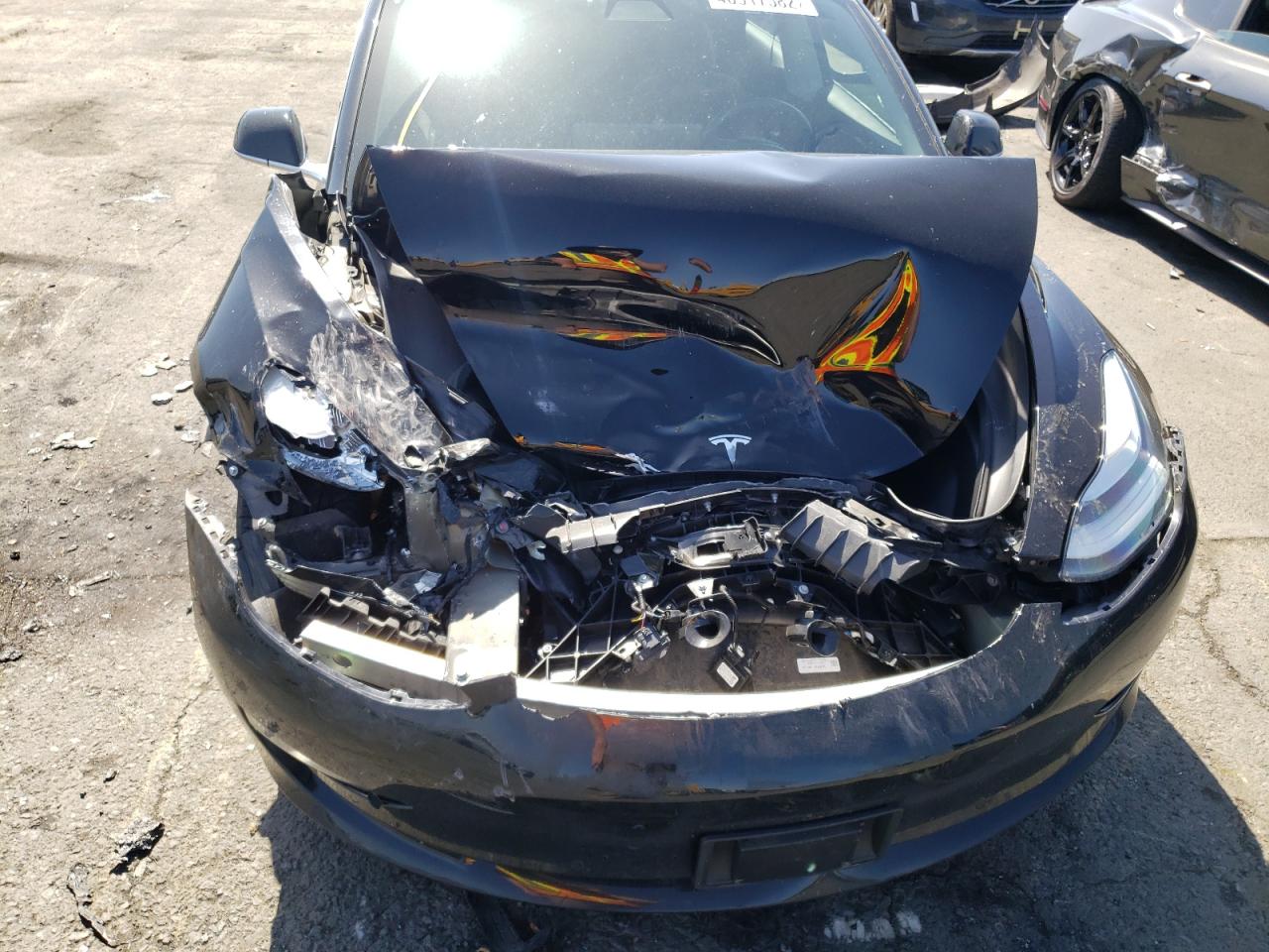 Photo 10 from auction – 2018 TESLA MODEL 3 with VIN 5YJ3E1EA5JF020902