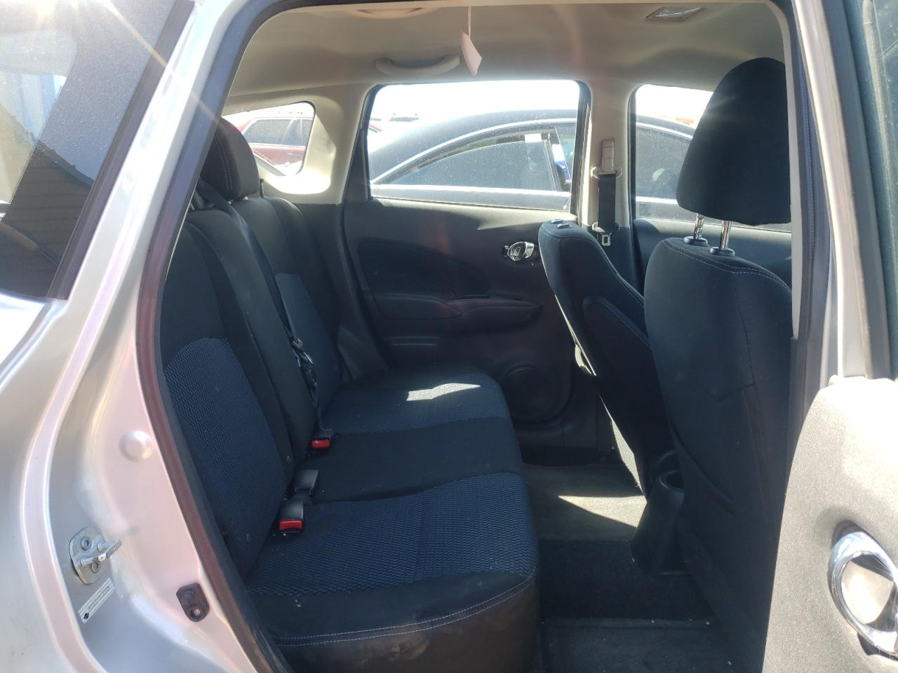 Photo 6 from auction – 2015 NISSAN VERSA NOTE with VIN 3N1CE2CP1FL372609